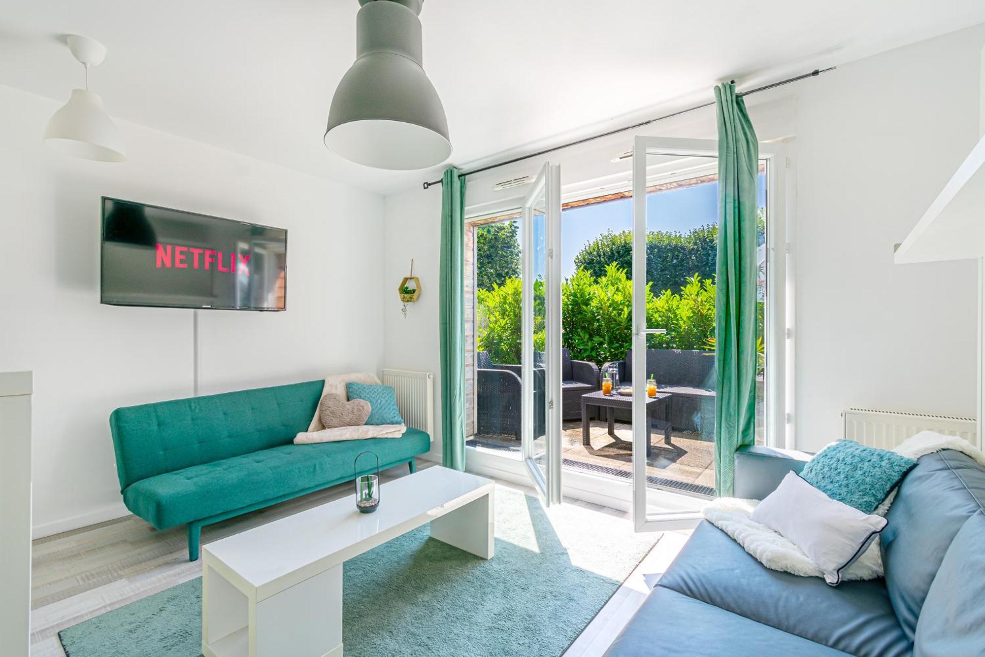 Cozy Suite A Disney Serris Kültér fotó